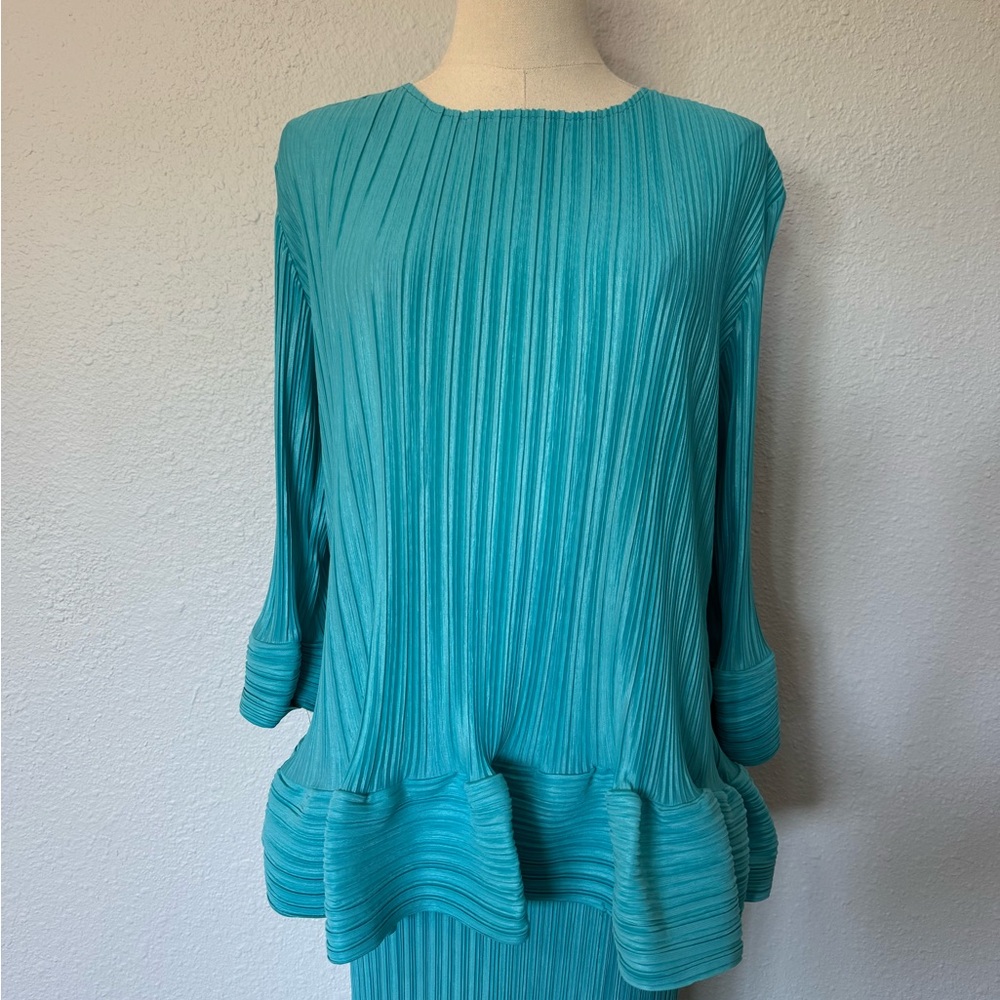 NWT Beulah Turquoise Pleated Top & Skirt Set One Size - Picture 4 of 16